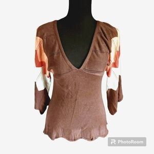 Y2K Studio Y Brown Chevron Deep V Knit Top